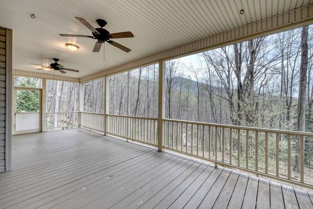 2900 Gribble Edwards Road, Hayesville, NC 28904