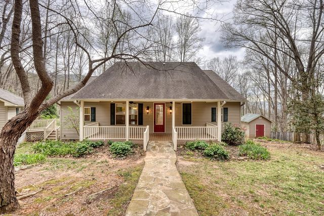 2900 Gribble Edwards Road, Hayesville, NC 28904