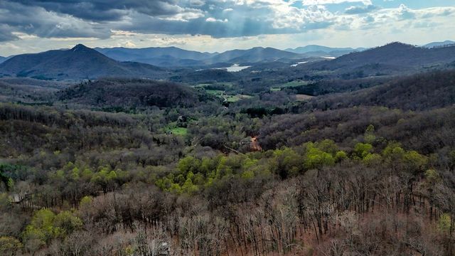 2900 Gribble Edwards Road, Hayesville, NC 28904