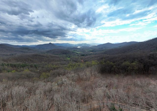 2900 Gribble Edwards Road, Hayesville, NC 28904