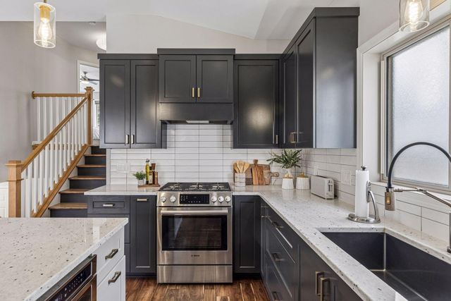 5000 Oxford Avenue, Edina, MN 55436