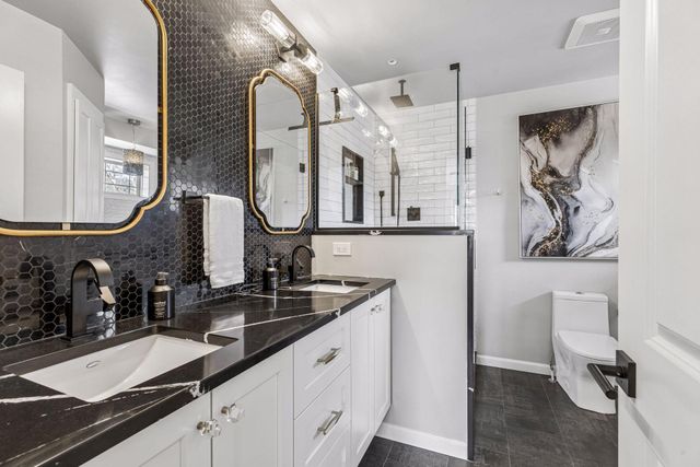 5000 Oxford Avenue, Edina, MN 55436