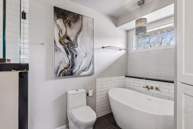 5000 Oxford Avenue, Edina, MN 55436