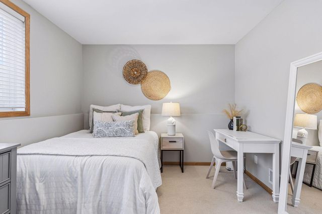 5000 Oxford Avenue, Edina, MN 55436