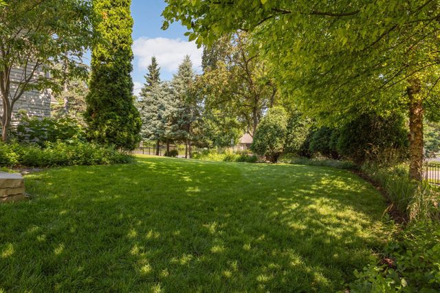 5000 Oxford Avenue, Edina, MN 55436