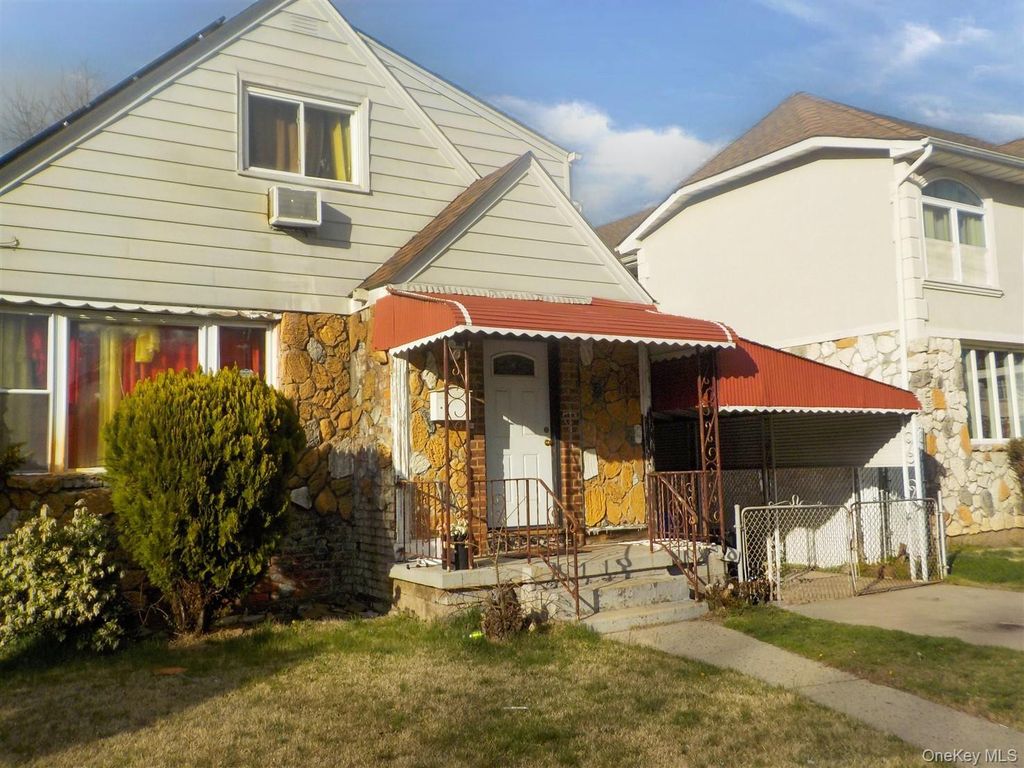 231-37 128 Road, Laurelton, NY 11413 — photo 2