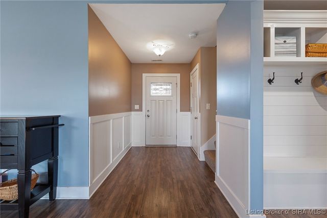 2000 Crestview Lane, Georgetown, IN 47122