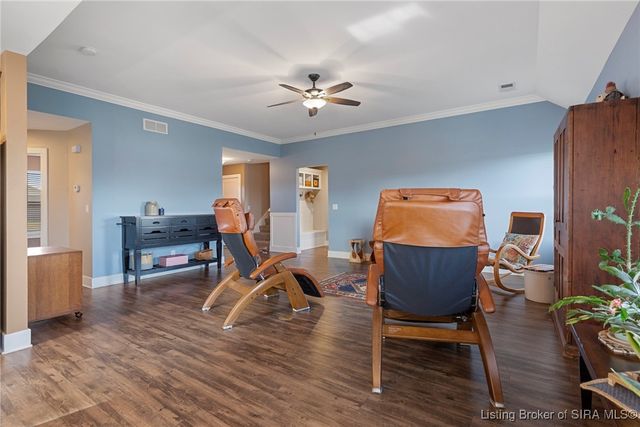 2000 Crestview Lane, Georgetown, IN 47122