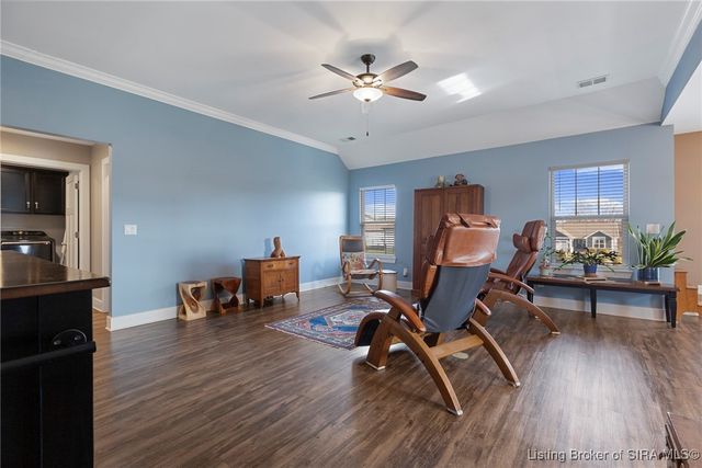 2000 Crestview Lane, Georgetown, IN 47122