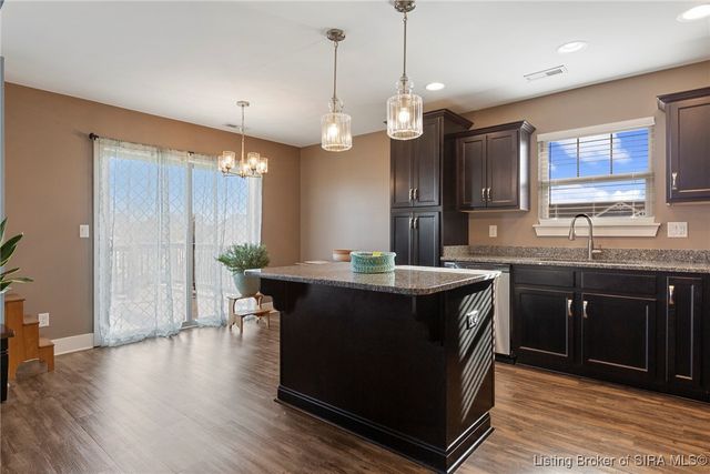 2000 Crestview Lane, Georgetown, IN 47122