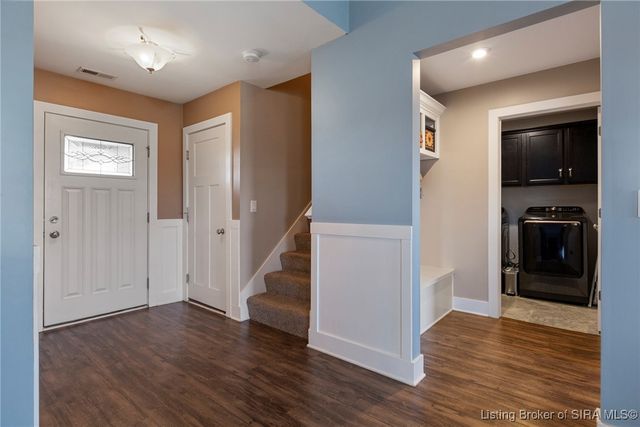 2000 Crestview Lane, Georgetown, IN 47122