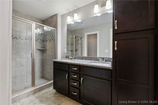 2000 Crestview Lane, Georgetown, IN 47122