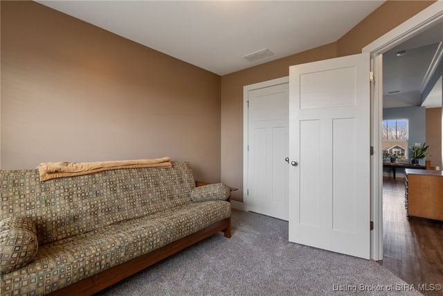 2000 Crestview Lane, Georgetown, IN 47122