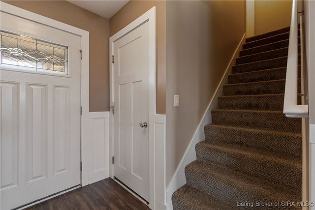 2000 Crestview Lane, Georgetown, IN 47122