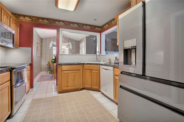 4450 W Sandingham Street, Fayetteville, AR 72704