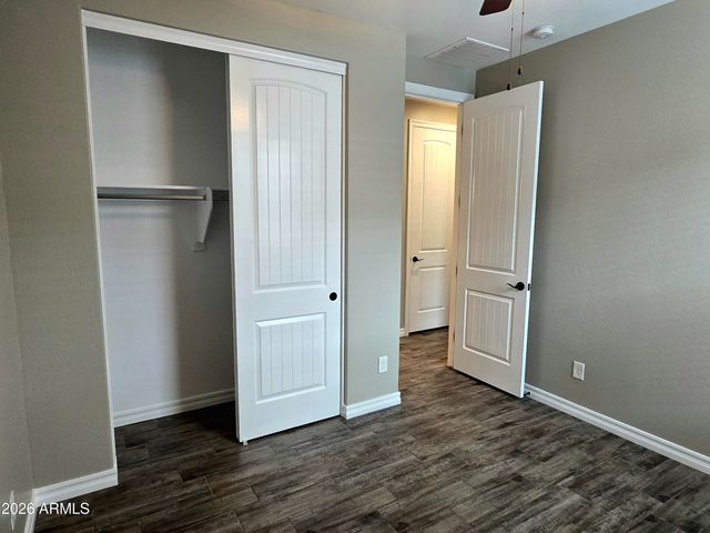 2822 W BLUE RIVER Drive, San Tan Valley, AZ 85144