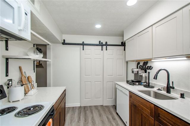 5157 Roswell Road 2, Atlanta, GA 30342