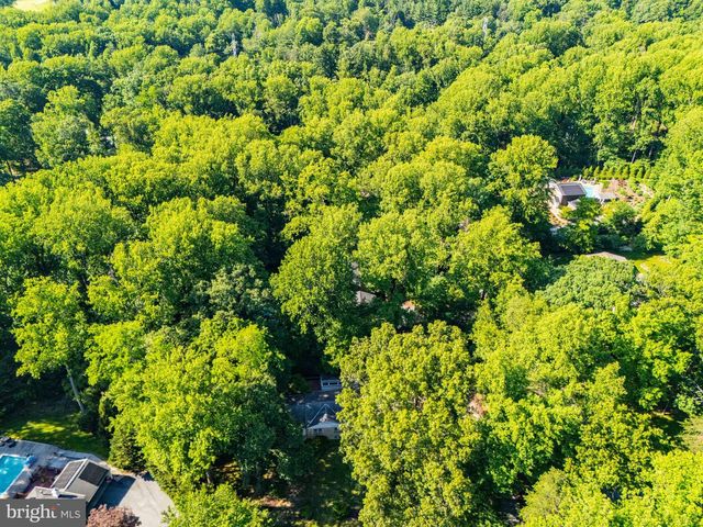 2 KENMONT CT, Owings Mills, MD 21117