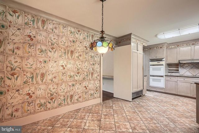 2 KENMONT CT, Owings Mills, MD 21117