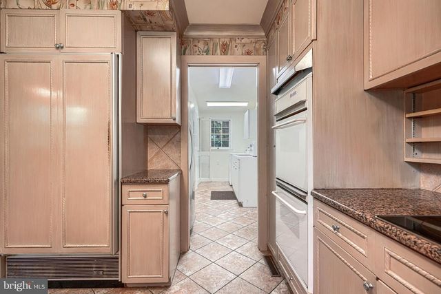 2 KENMONT CT, Owings Mills, MD 21117