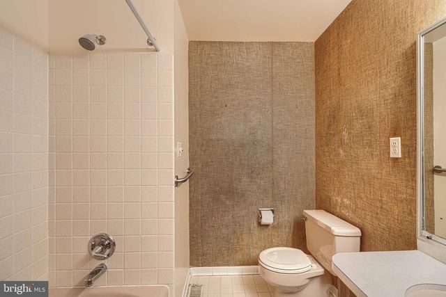 2 KENMONT CT, Owings Mills, MD 21117
