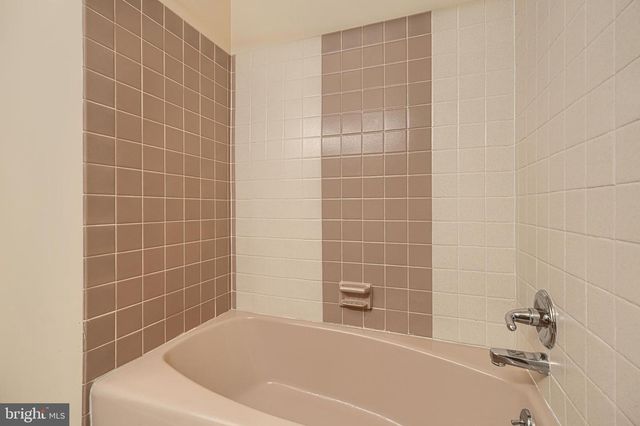 2 KENMONT CT, Owings Mills, MD 21117