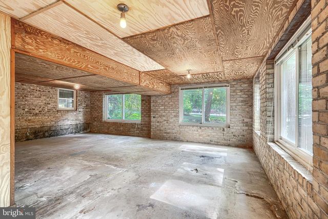 2 KENMONT CT, Owings Mills, MD 21117