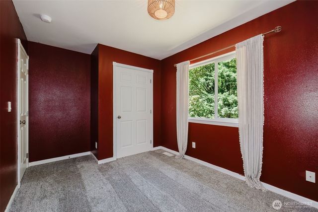 2867 Sand Dollar Road W, Bremerton, WA 98312