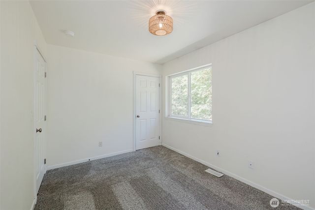2867 Sand Dollar Road W, Bremerton, WA 98312