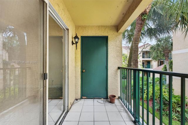 995 Riverside Drive 120, Coral Springs, FL 33071