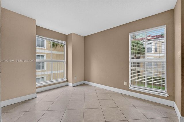 995 Riverside Drive 120, Coral Springs, FL 33071