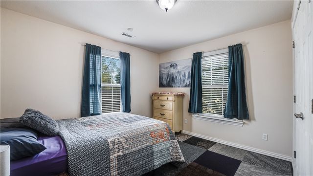 808 E Parks Street, Prairie Grove, AR 72753