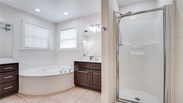 808 E Parks Street, Prairie Grove, AR 72753
