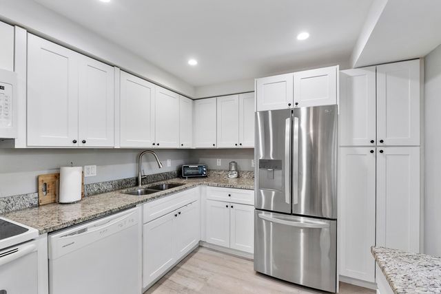 804 Cypress Grove Lane 408, Pompano Beach, FL 33069