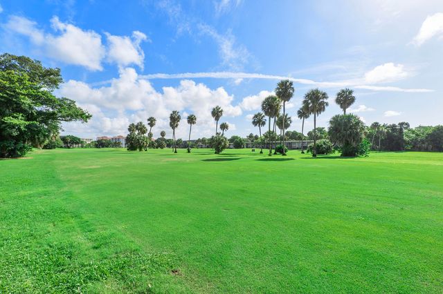 804 Cypress Grove Lane 408, Pompano Beach, FL 33069