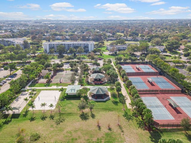 804 Cypress Grove Lane 408, Pompano Beach, FL 33069