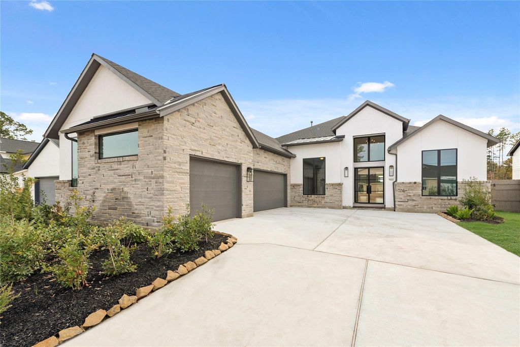 15822 Tortoise Passage Lane, Conroe, TX 77302