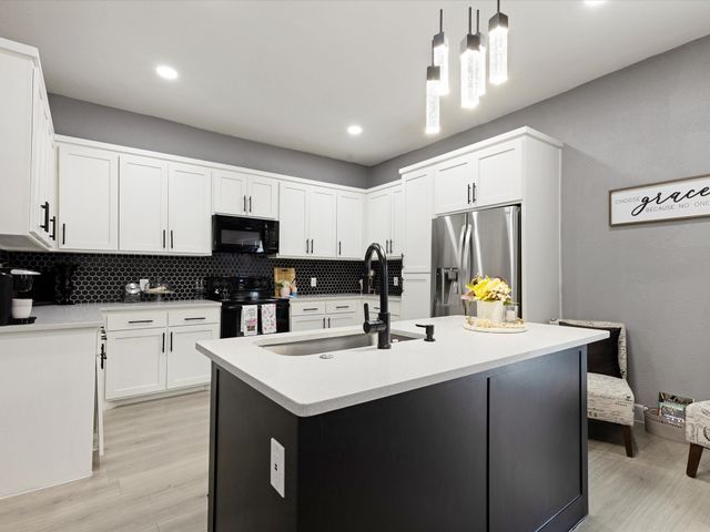 3708 Colonial Avenue, Dallas, TX 75215
