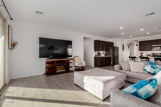 24133 W GIBSON Lane, Buckeye, AZ 85326