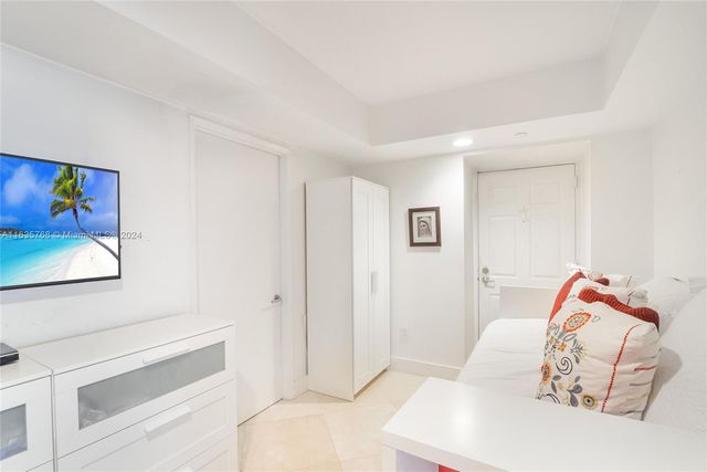 18671 Collins Ave 2702, Sunny Isles Beach, FL 33160