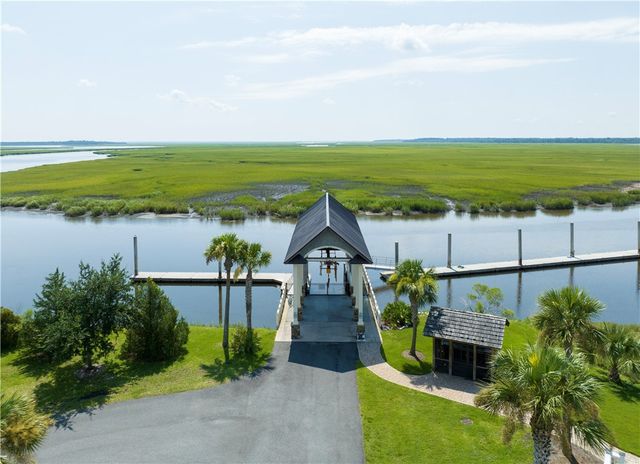 2 Maiden Creek Drive, Waverly, GA 31565