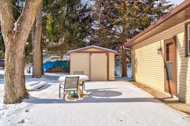 1268 Jamesway, Fort Atkinson, WI 53538