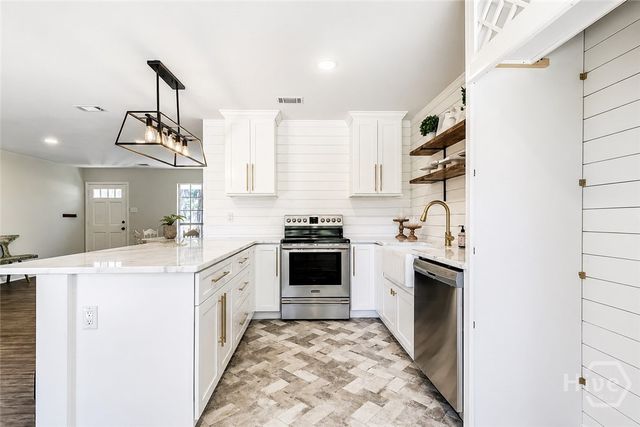 1609 Walthour Road, Savannah, GA 31410