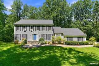 17 Grandview Terrace, Sparta, NJ 07871