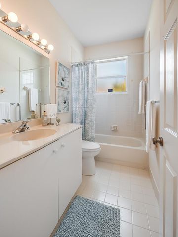 8540 Cypress Glen Court, Lake Worth, FL 33467