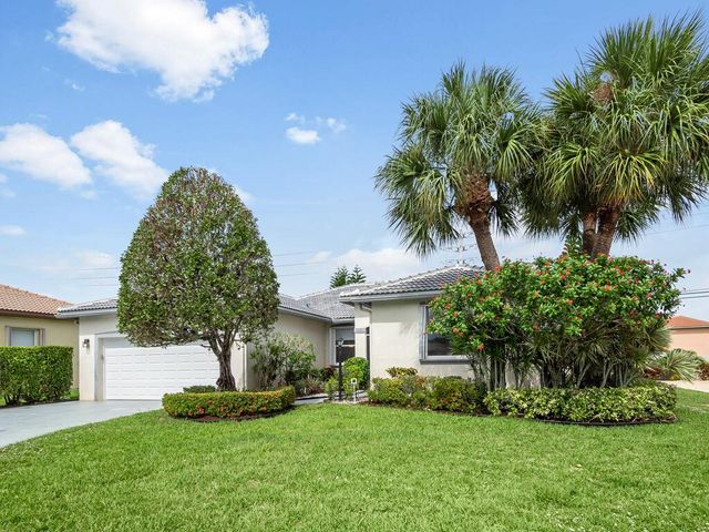 8540 Cypress Glen Court, Lake Worth, FL 33467