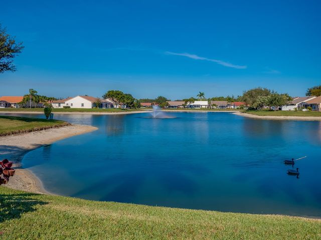 8540 Cypress Glen Court, Lake Worth, FL 33467