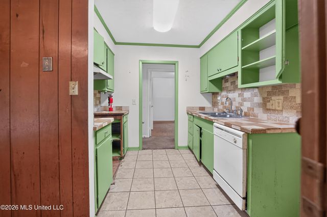 5312 Cedar Park Drive, Jackson, MS 39206