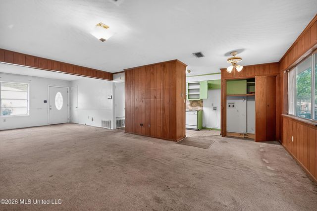 5312 Cedar Park Drive, Jackson, MS 39206