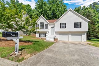 7299 Essex Drive, Douglasville, GA 30134
